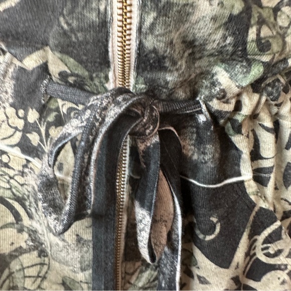 Christopher Banks zip up jacket - Picture 4 of 8